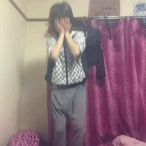 【おふざけVINE】VINEがサービス終了と聞いて続々作られる女子高生のおふざけVINEGIF！おかげでオナニーで忙しいンゴｗｗｗ その4