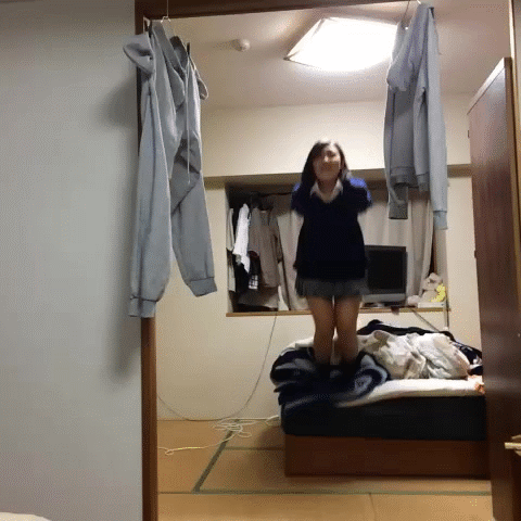 【おふざけVINE】VINEがサービス終了と聞いて続々作られる女子高生のおふざけVINEGIF！おかげでオナニーで忙しいンゴｗｗｗ その9
