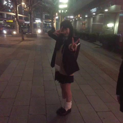 【おふざけVINE】VINEがサービス終了と聞いて続々作られる女子高生のおふざけVINEGIF！おかげでオナニーで忙しいンゴｗｗｗ その14