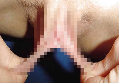 【小陰唇エロ画像】これぞヤリマンの証!?小陰唇伸びすぎだろwww肥大化したビラビラをご覧くださいwww その8