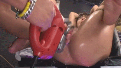 【マシンバイブエロGIF画像】ドSな女もMに目覚める怒涛の連続アクメ！身動き取れない女にマシンバイブってなんど見ても抜けるなｗｗｗ その12