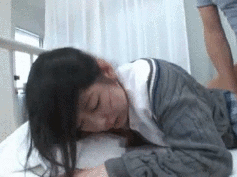 女の理性を崩壊させる寝バックという体位がぐぅシコｗｗｗ初見のGIF画像集めたらチョー抜けるｗｗｗｗ