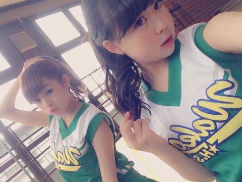 かげではセックスしまくってる！？いかにもビッチそうなJKチアガールたちのインスタエロ画像